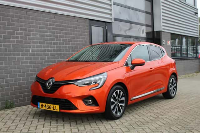 Renault Clio (2019) thumbnail 5