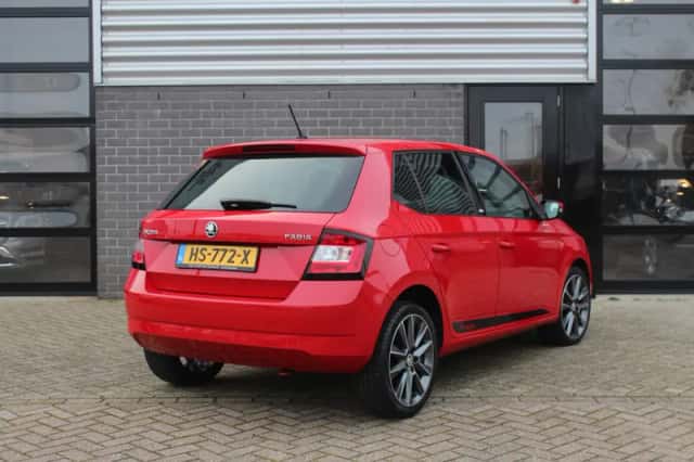 Škoda Fabia (2016) thumbnail 4