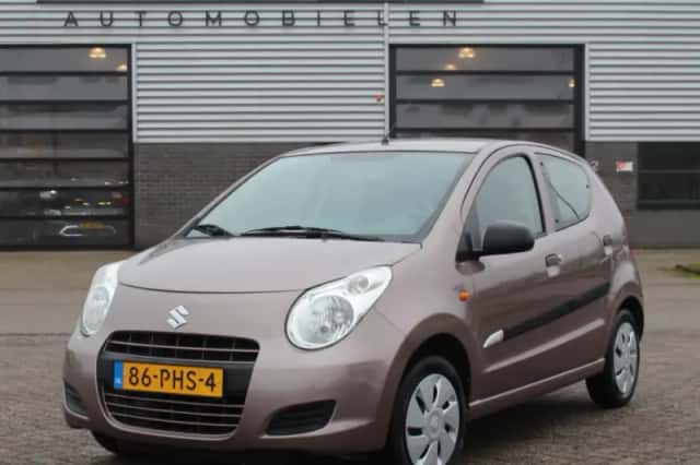 Suzuki Alto (2011) thumbnail 1