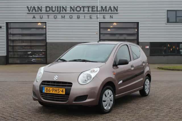 Suzuki Alto (2011) thumbnail 2