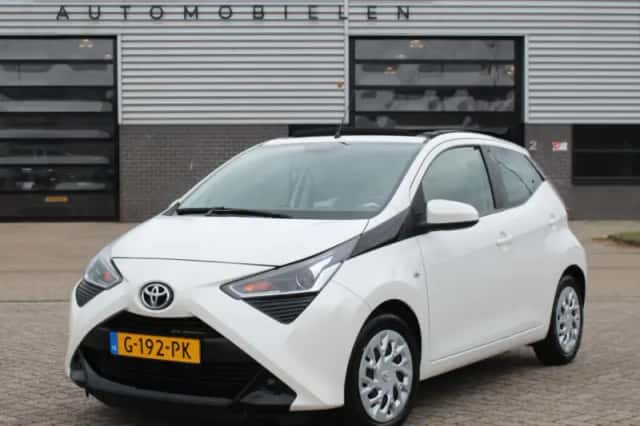 Toyota Aygo (2019) thumbnail 1