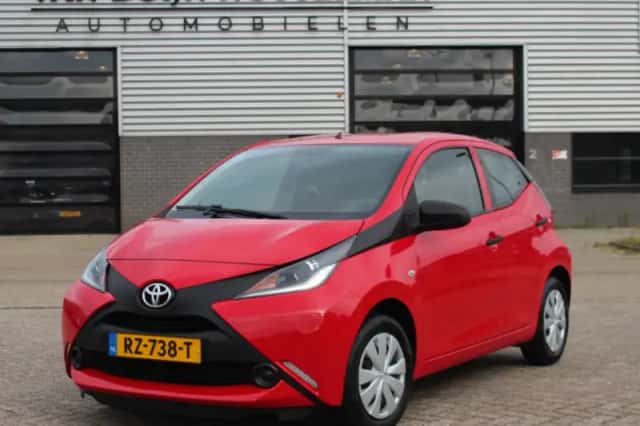 Toyota Aygo (2018) thumbnail 1