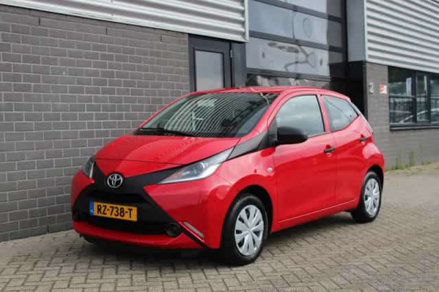 Toyota Aygo (2018) thumbnail 5