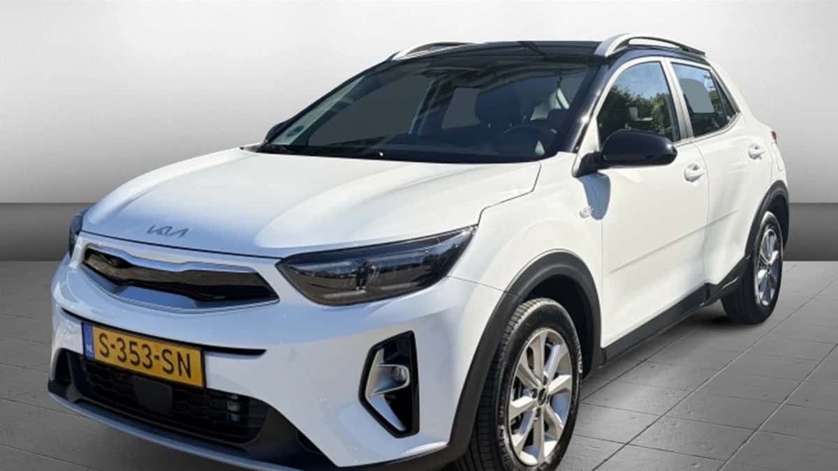 Kia Stonic (2023) — foto 1