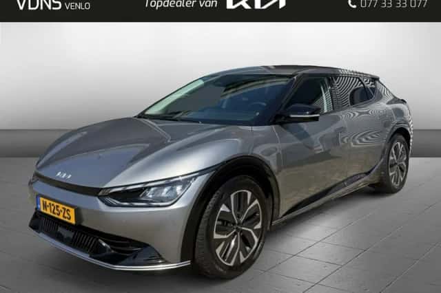 Kia EV6 (2022) thumbnail 1