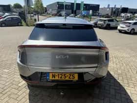 Kia EV6 (2022) thumbnail 6