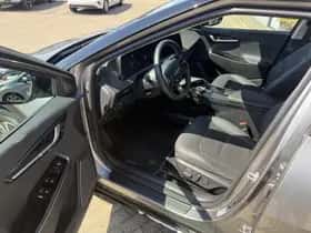 Kia EV6 (2022) thumbnail 8