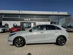 Kia Ceed (2025) thumbnail 3