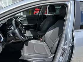 Kia Ceed Sportswagon (2024) thumbnail 13