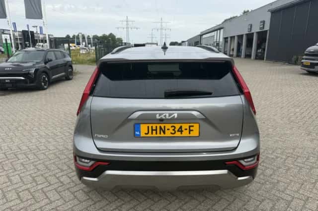 Kia Niro (2025) thumbnail 6