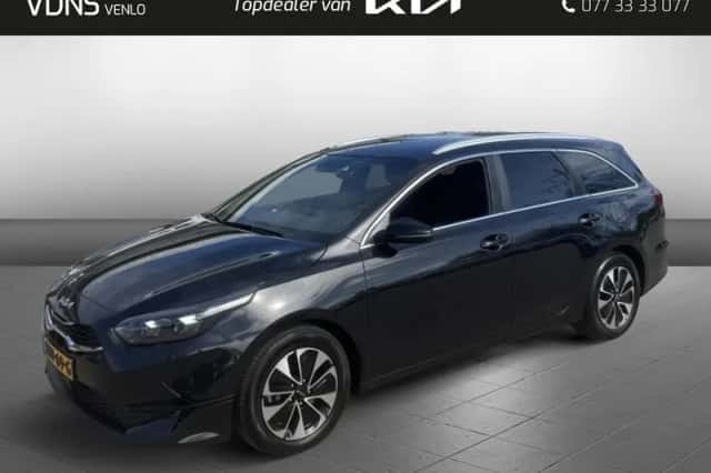 Kia Ceed Sportswagon (2025) thumbnail 1