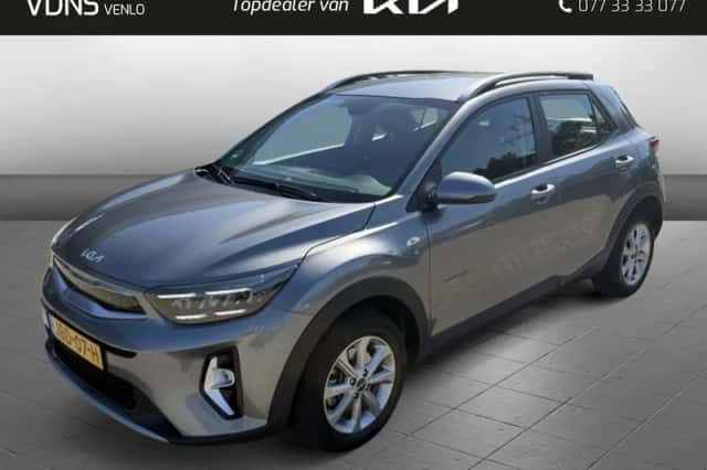 Kia Stonic (2025) thumbnail 1