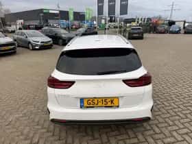 Kia Ceed Sportswagon (2024) thumbnail 6