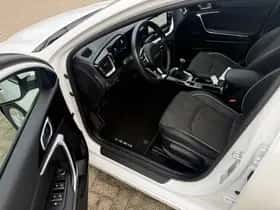 Kia Ceed Sportswagon (2024) thumbnail 8