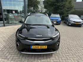 Kia Stonic (2024) thumbnail 3