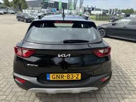 Kia Stonic (2024) thumbnail 6