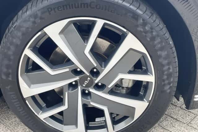 Kia EV6 (2022) thumbnail 5