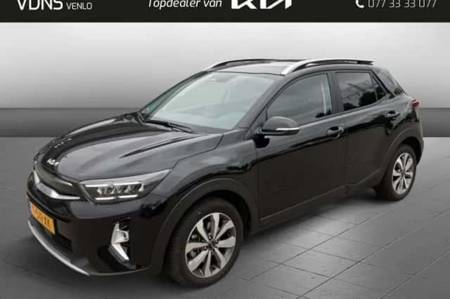 Kia Stonic (2023) thumbnail 1