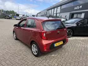 Kia Picanto (2018) thumbnail 5