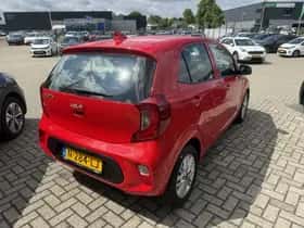 Kia Picanto (2021) thumbnail 6