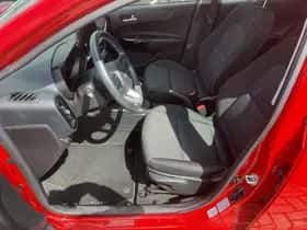 Kia Picanto (2021) thumbnail 9