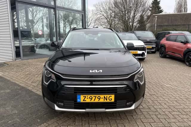 Kia Niro (2024) thumbnail 3