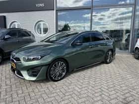 Kia Proceed (2024) thumbnail 3