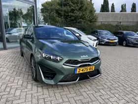Kia Proceed (2024) thumbnail 5
