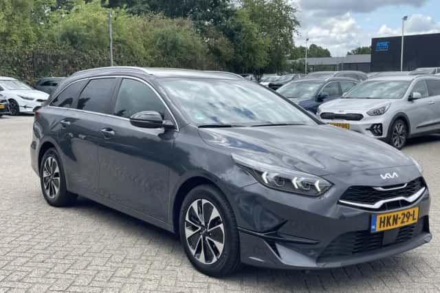 Kia Ceed Sportswagon (2025) thumbnail 4