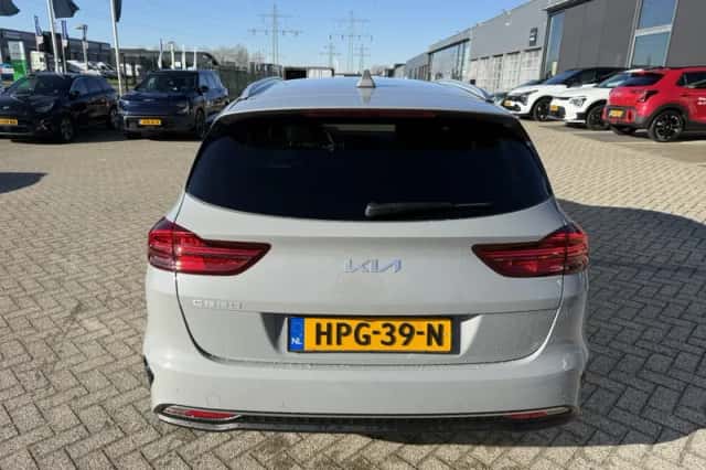 Kia Ceed Sportswagon (2025) thumbnail 5