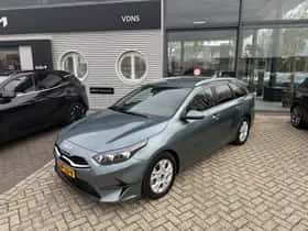 Kia Ceed Sportswagon (2024) thumbnail 2