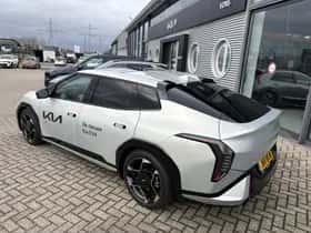 Kia EV4 (2025) thumbnail 5