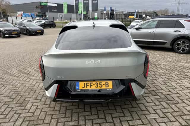 Kia EV4 (2025) thumbnail 6