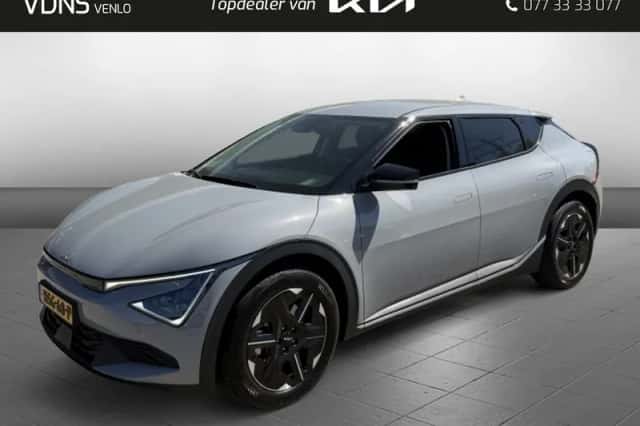Kia EV6 (2025) thumbnail 1