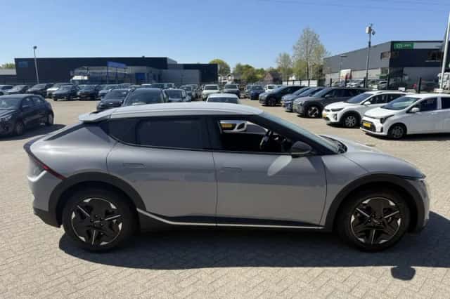 Kia EV6 (2025) thumbnail 6