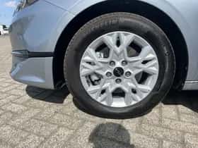 Kia Ceed Sportswagon (2025) thumbnail 12