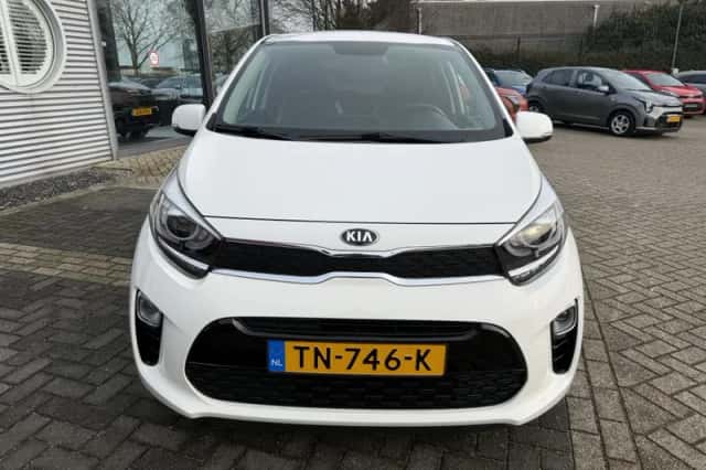 Kia Picanto (2018) thumbnail 3