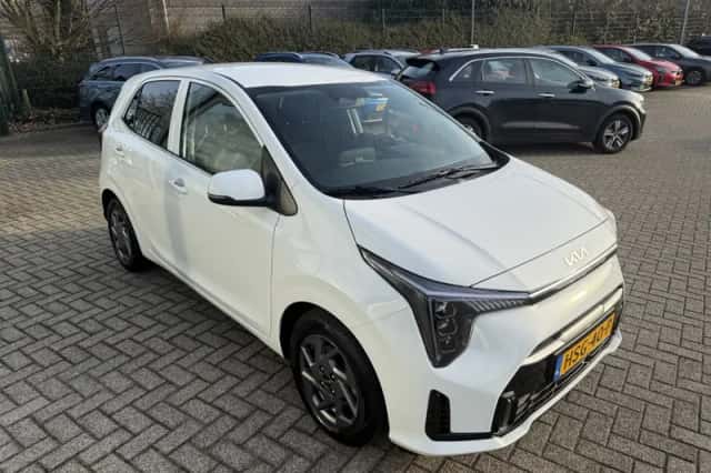 Kia Picanto (2025) thumbnail 4