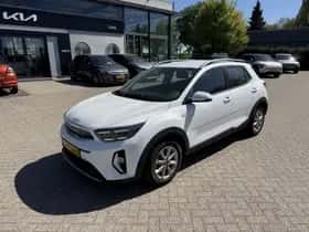 Kia Stonic (2024) thumbnail 13