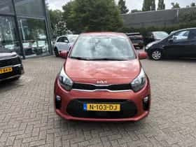 Kia Picanto (2021) thumbnail 3