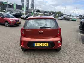 Kia Picanto (2021) thumbnail 4