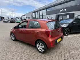 Kia Picanto (2021) thumbnail 5