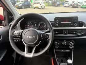 Kia Picanto (2021) thumbnail 9