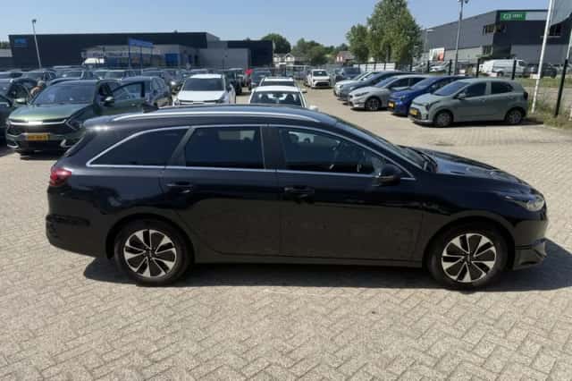 Kia Ceed Sportswagon (2025) thumbnail 6