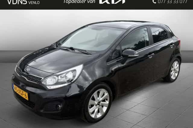 Kia Rio (2012) thumbnail 1