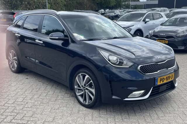 Kia Niro (2017) thumbnail 4