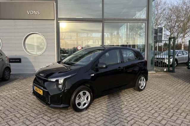 Kia Picanto (2024) thumbnail 2