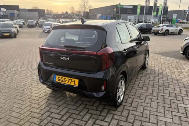 Kia Picanto (2024) thumbnail 6