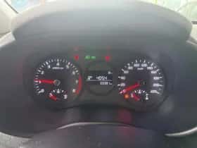 Kia Picanto (2017) thumbnail 11