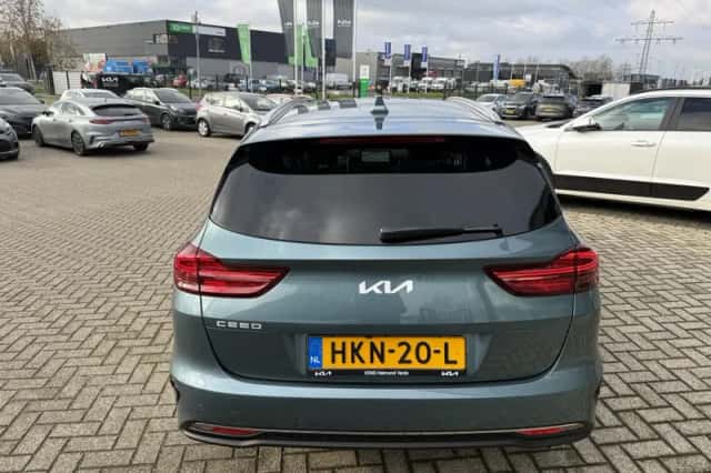 Kia Ceed Sportswagon (2025) thumbnail 5